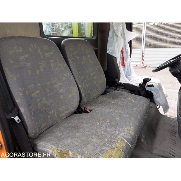 2001 Renault Midlum-46148791