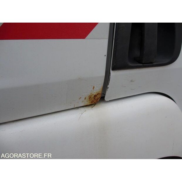 2001 Renault Midlum-46148875