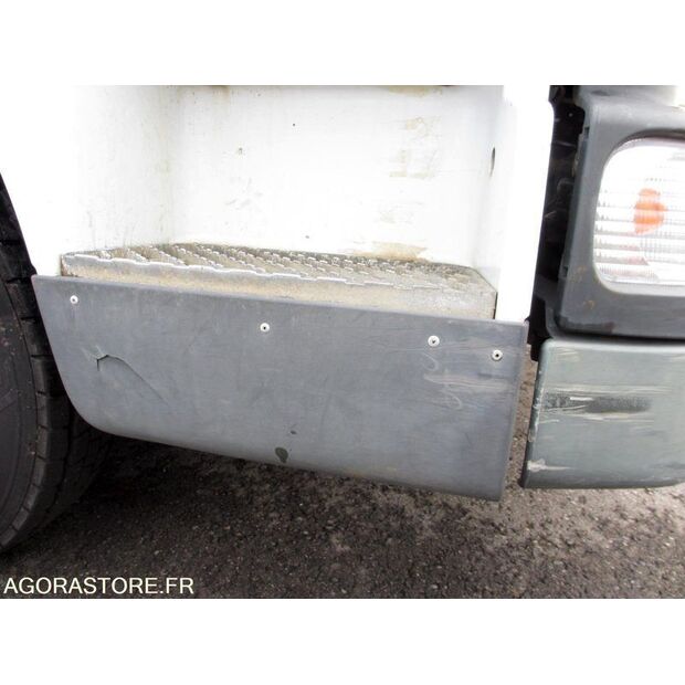 2001 Renault Midlum-46148876