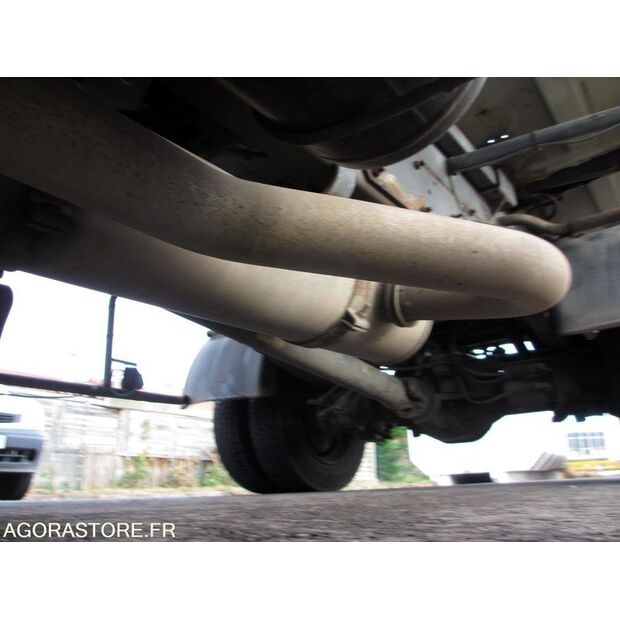 2001 Renault Midlum-46148882