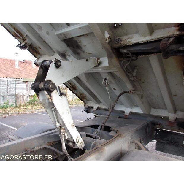 2001 Renault Midlum-46148886