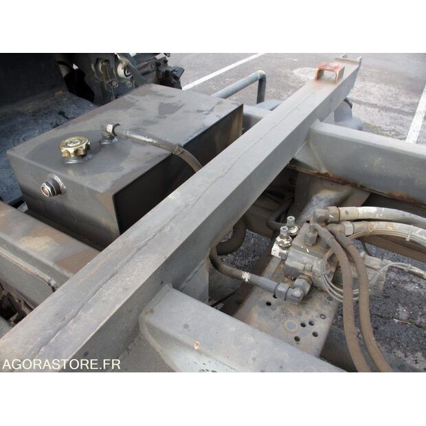 2001 Renault Midlum-46148887