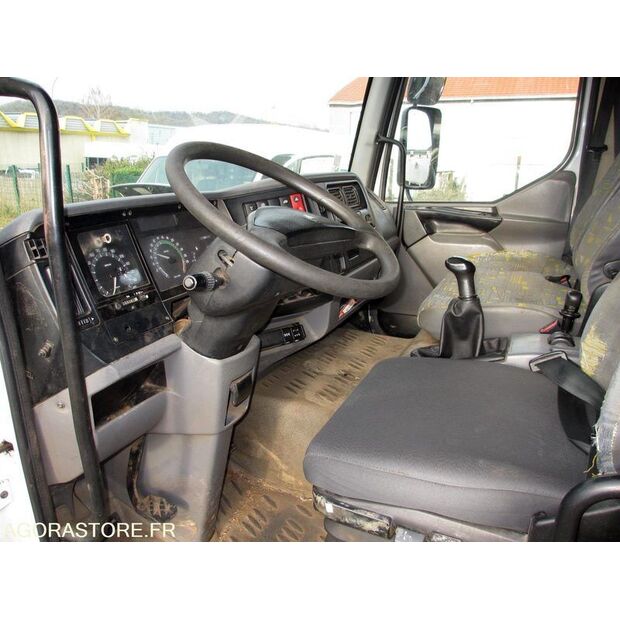 2001 Renault Midlum-46148894