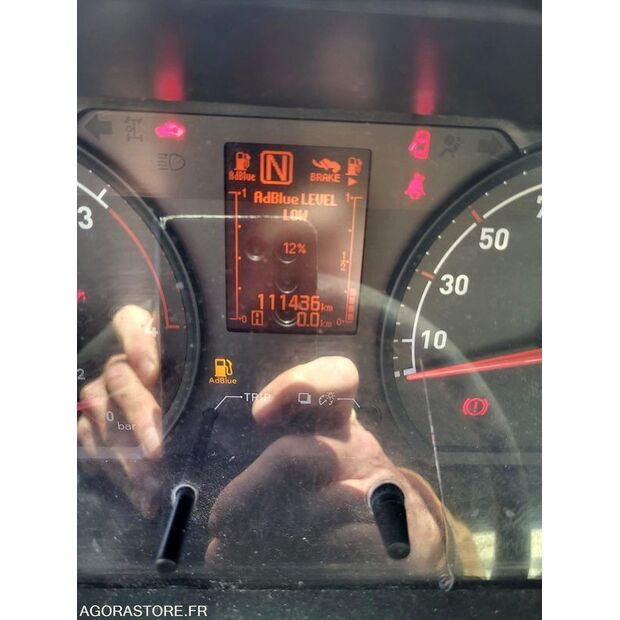 2017 Renault D-46149009