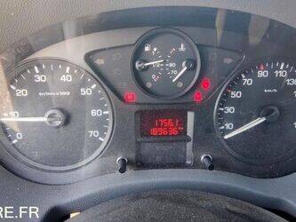 2013-peugeot-expert-1434371-46149022