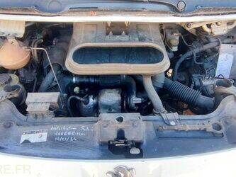 2013-peugeot-expert-1434371-46149024