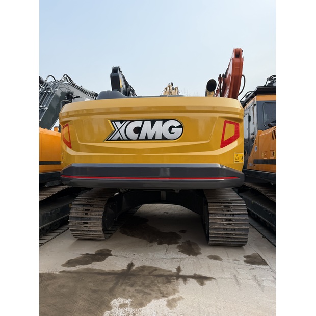 2025 اكس سي ام جي XE215GA-46149080