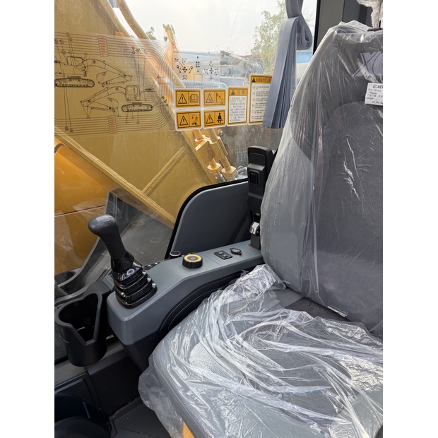 2025 اكس سي ام جي XE215GA-46149090