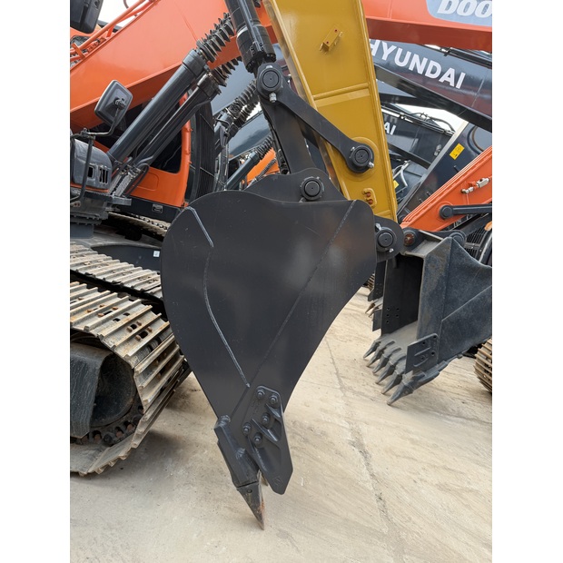 2025 اكس سي ام جي XE215GA-46149093