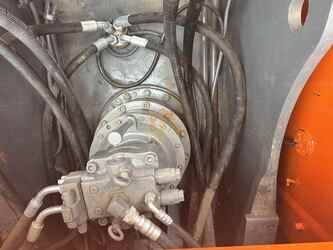 2024-hitachi-350-5g-1434897-46149131