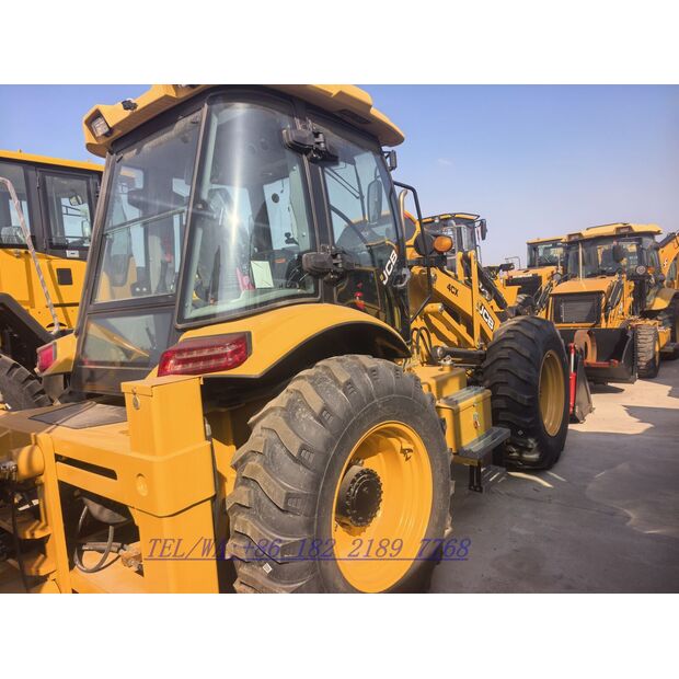 2025 جيه سي بي 4CX-46149382