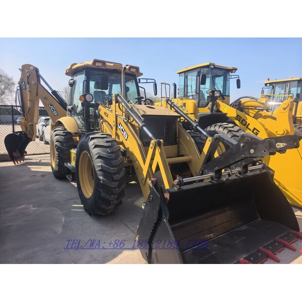 2025 جيه سي بي 4CX-46149387