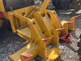 2023-caterpillar-140k-1434917-46149470