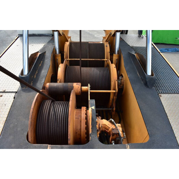 2001 ليبهير LR1140-46149585