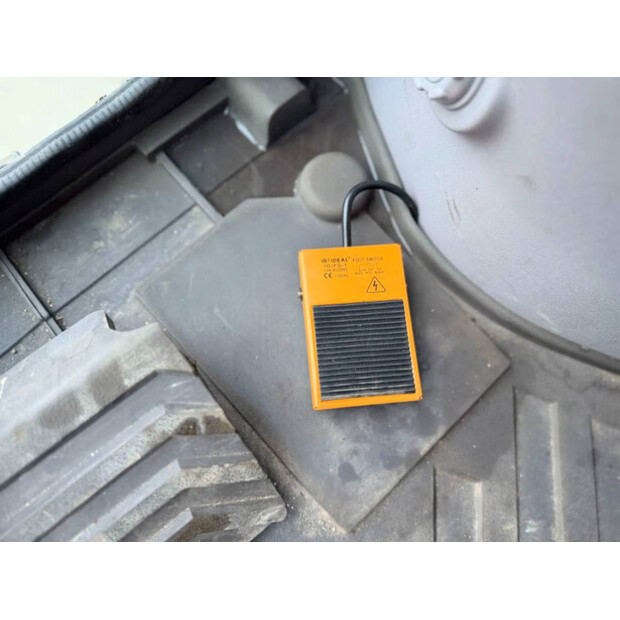 2025 Volvo EC210-46149876