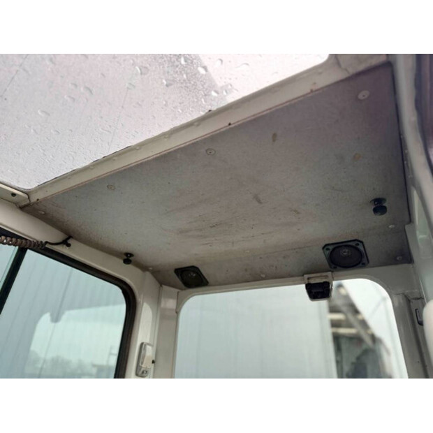 2010 TAKEUCHI TB235-46149915