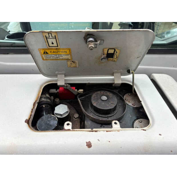 2010 TAKEUCHI TB235-46149923