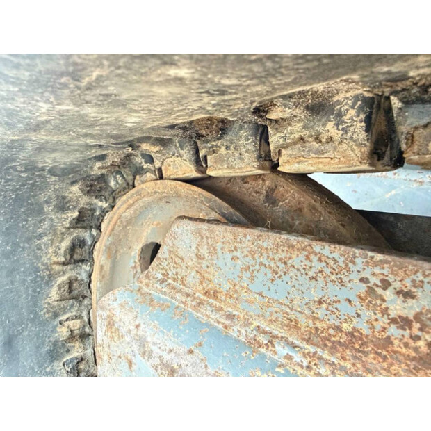 2010 TAKEUCHI TB235-46149930