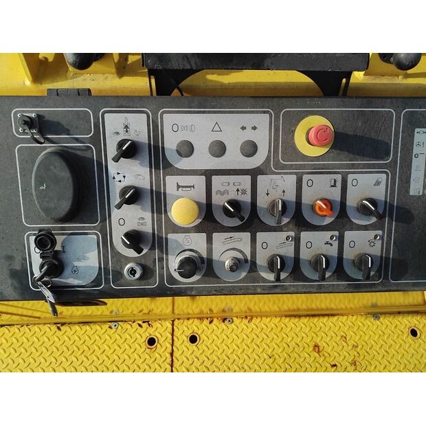 BOMAG BM 1300/30-46149973