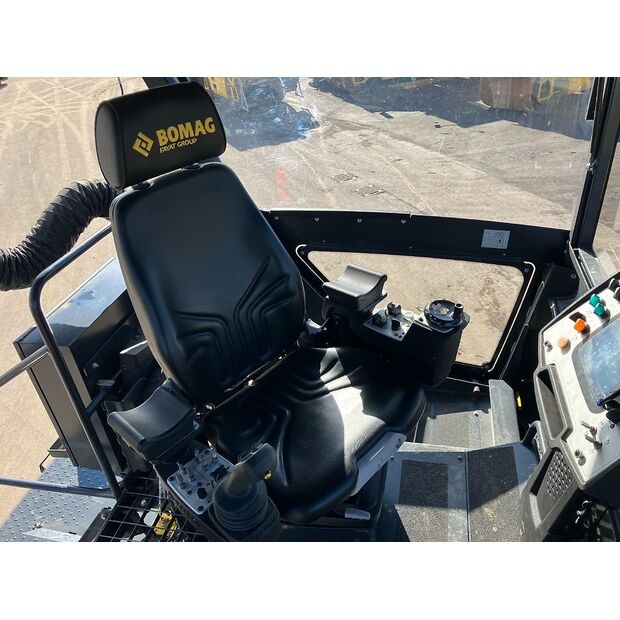 BOMAG BF 800 C-3-46150107