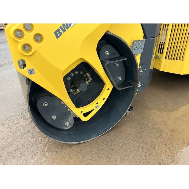 BOMAG BW 202 AD-4-46150328