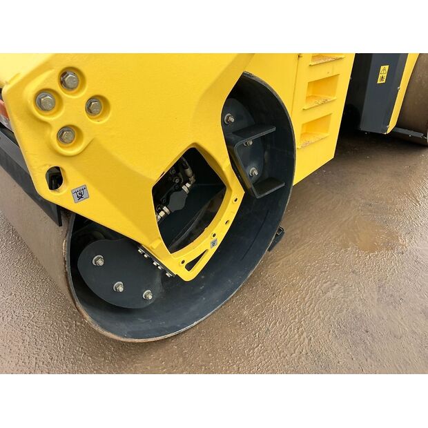 BOMAG BW 202 AD-4-46150336