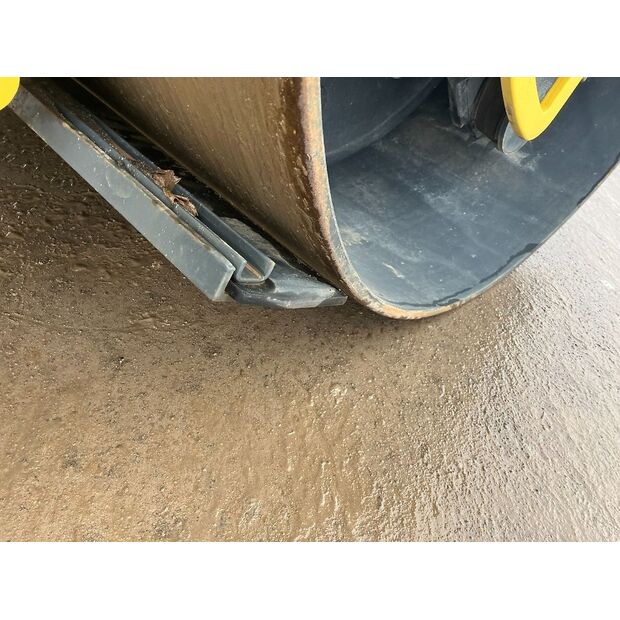 BOMAG BW 202 AD-4-46150339