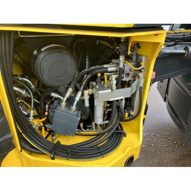 BOMAG BW 202 AD-4-46150343
