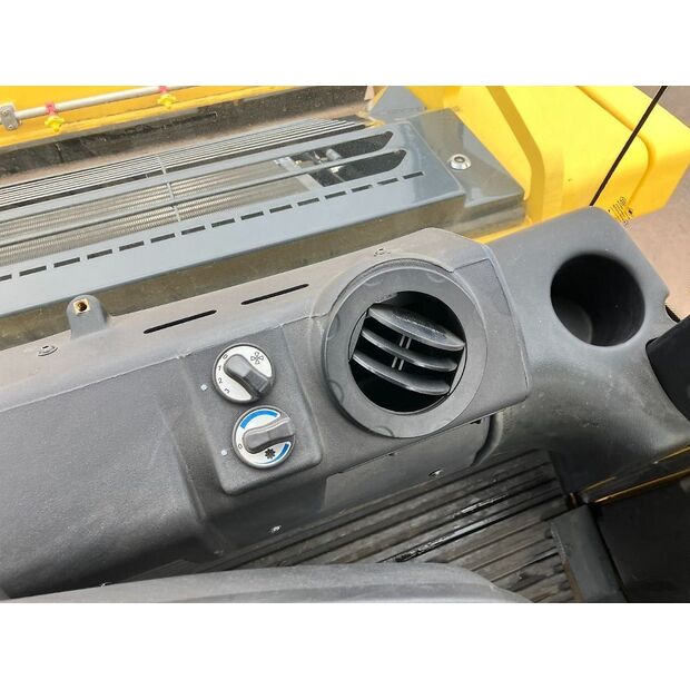 BOMAG BW 202 AD-4-46150347