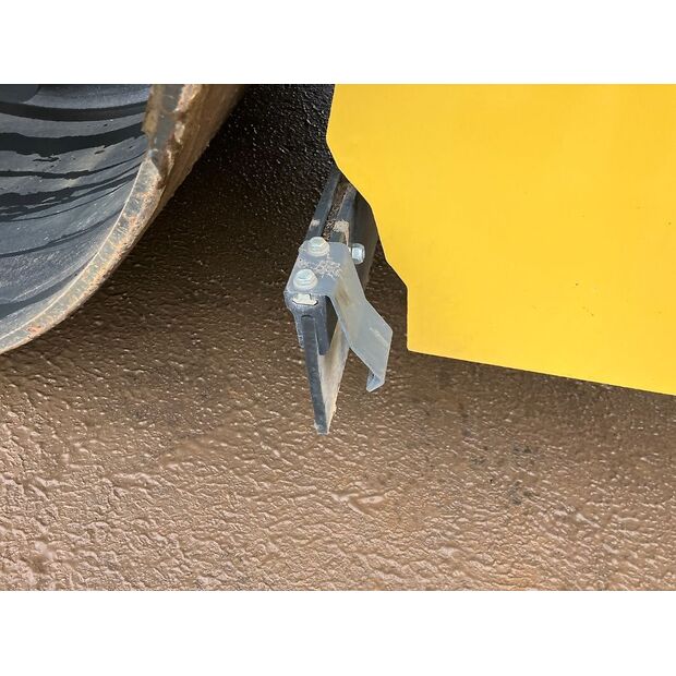 BOMAG BW 206 AD-5 AM-46150370