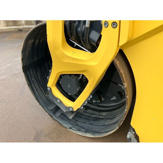 BOMAG BW 206 AD-5 AM-46150371