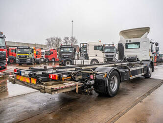 2018-renault-d19-320-wide-euro6-46150740