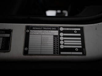 2018-renault-d19-320-wide-euro6-1434960-46150803