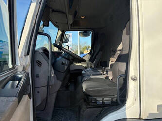 2016-daf-lf-250-1434963-46150954