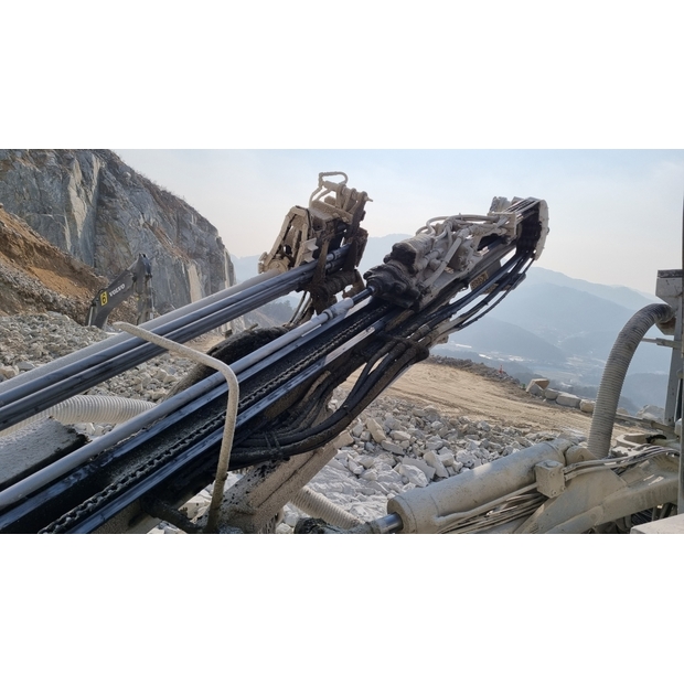 2018 فوروكاوا HCR950DS-46151084