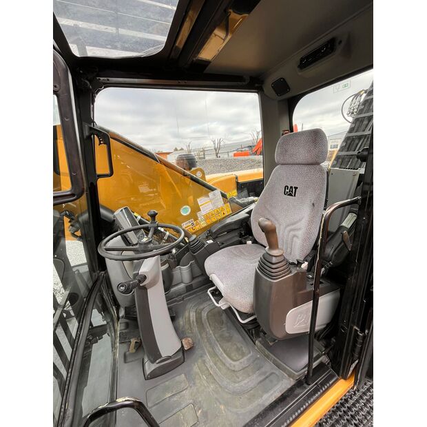 2012 Caterpillar M318D MH-46157494
