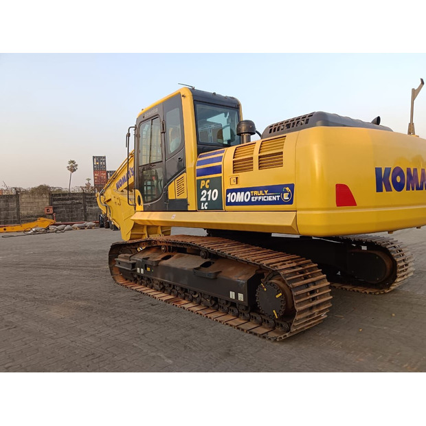 2024 Komatsu PC210-46158747