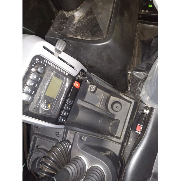 2025 JCB 3DX-46158861