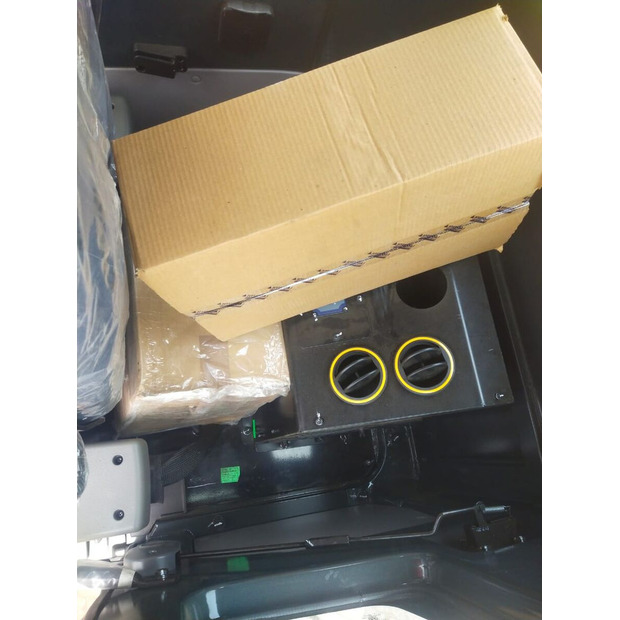 2025 Hyundai R210-46158876