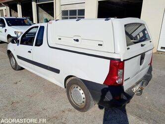 2011-dacia-logan-1435007-46164395