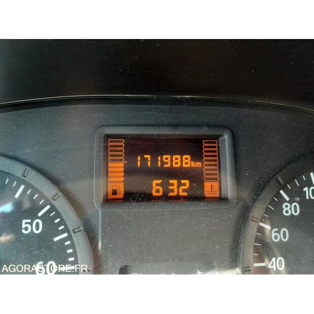 2011 Dacia LOGAN-46164405