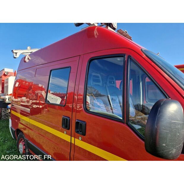 2002 Peugeot BOXER-46164475