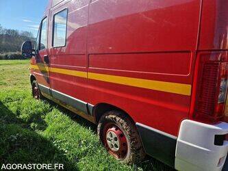 2002-peugeot-boxer-1435012-46164479