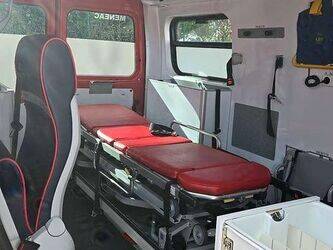 2010-peugeot-partner-1435021-46164631