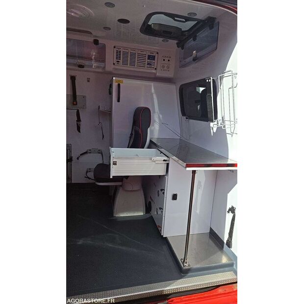 2010 Peugeot PARTNER-46164643