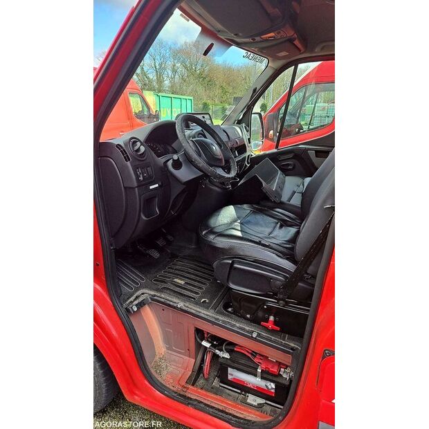 2010 Peugeot PARTNER-46164644