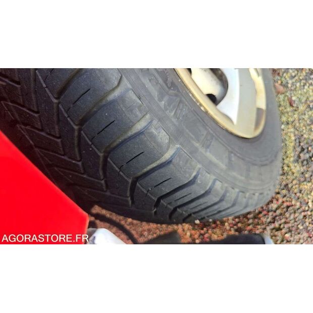 2010 Peugeot PARTNER-46164645