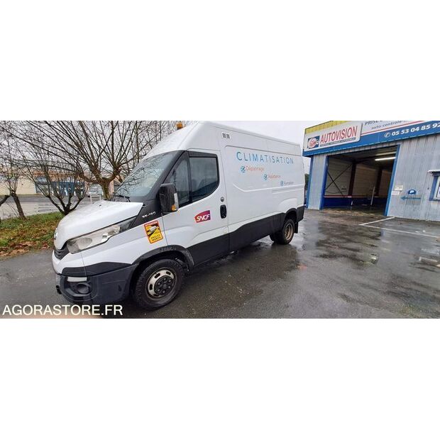2019 Iveco 35C18-46164651