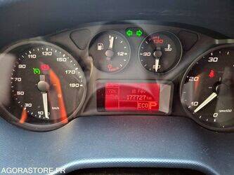 2019-iveco-35c18-46164653