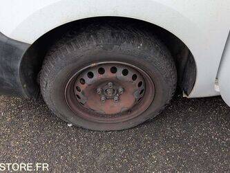 2011-renault-kangoo-1435026-46164711